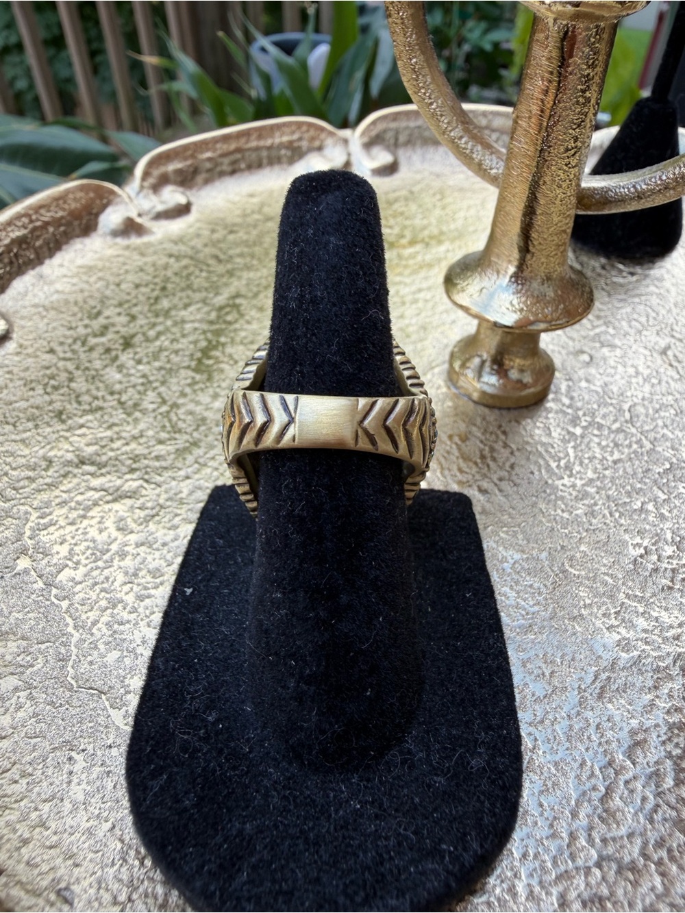 Heidi Daus "Shirli Stunning" Crystal Statement Cocktail Ring. *Size 9.5 - Picture 7 of 8